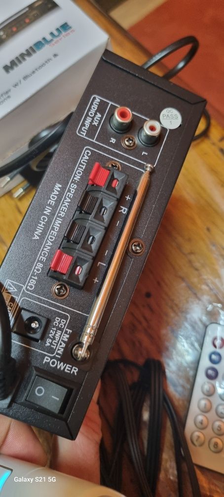 Продам музыкальный центр  UKC  2×15BLUETOOTH  USB  FM