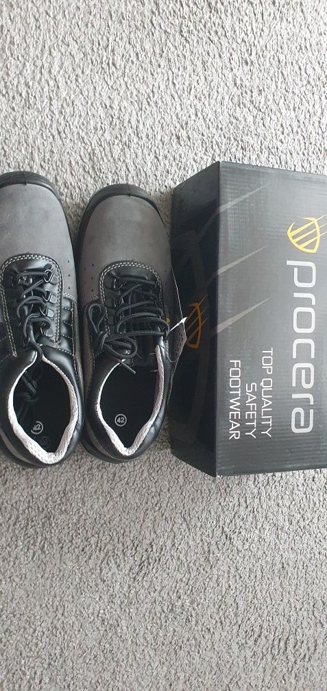 Buty robocze stalowy podnosek nr. 42
