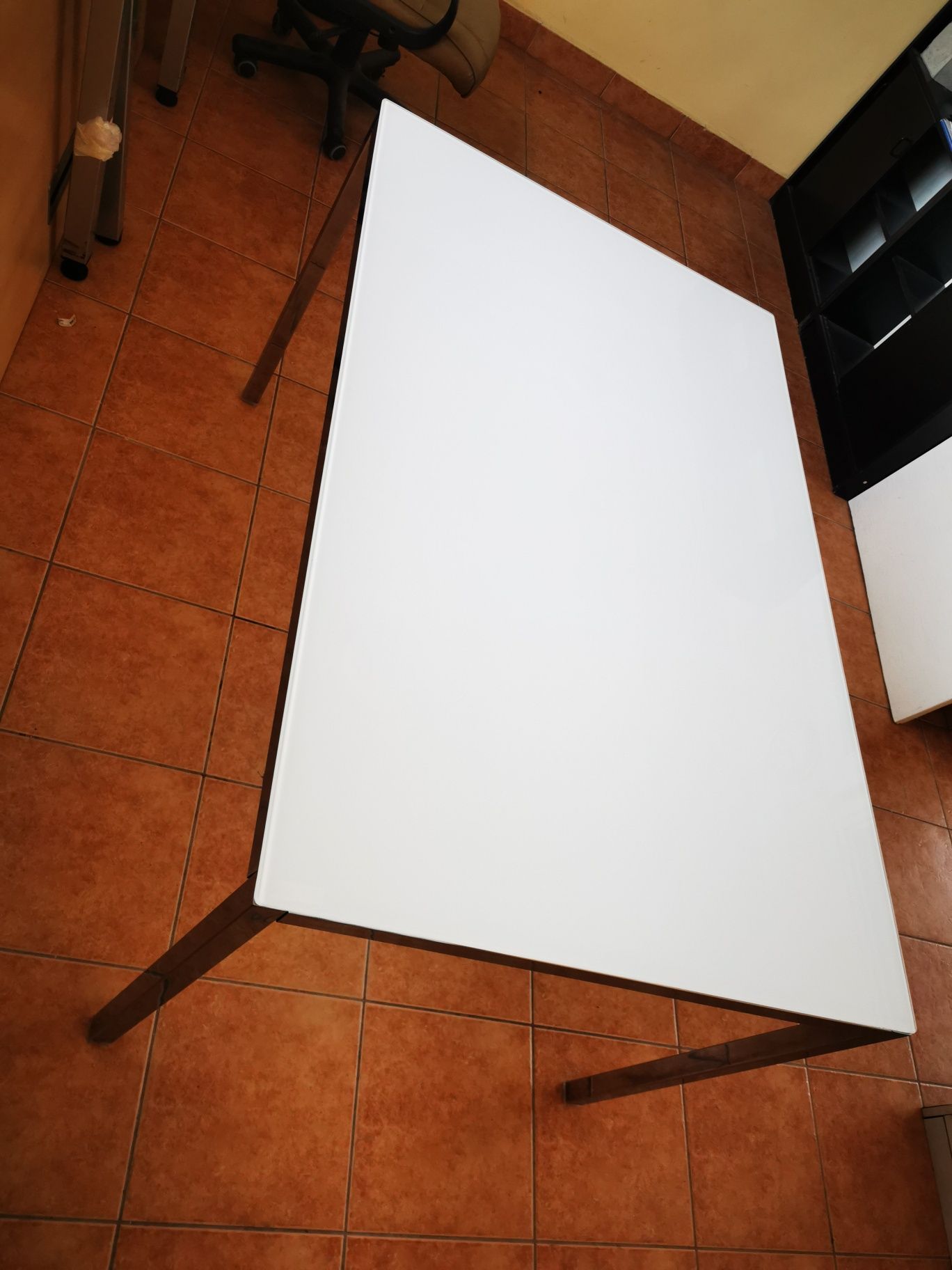 Stół szklany Ikea Torsby 135 x 85 cm