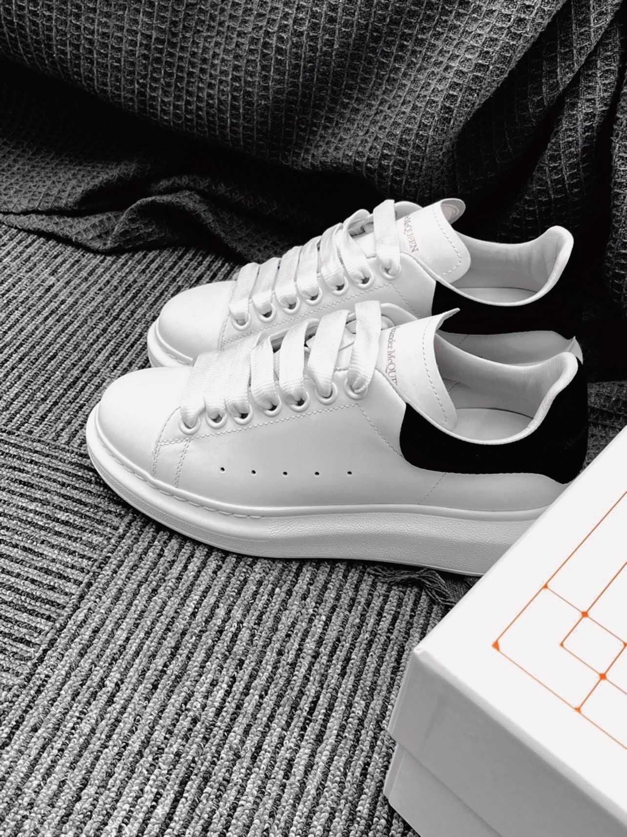 nowy Alexander McQueen WhiteTrampki Moda R.42