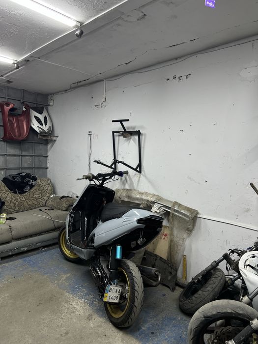 Malaguti F12 Phantom на документах