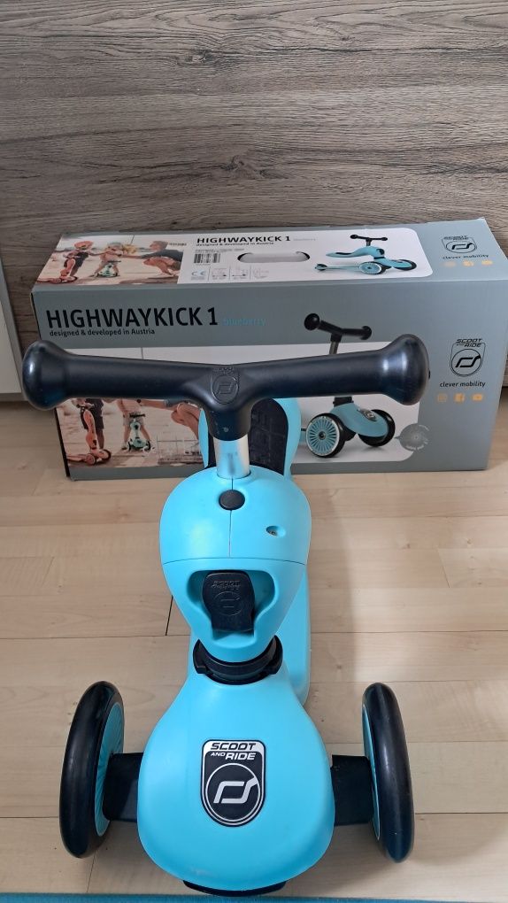 Jeździk i hulajnoga 2w1 Scootandride