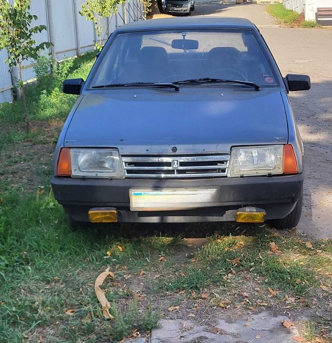 Автомобіль ВАЗ 2109