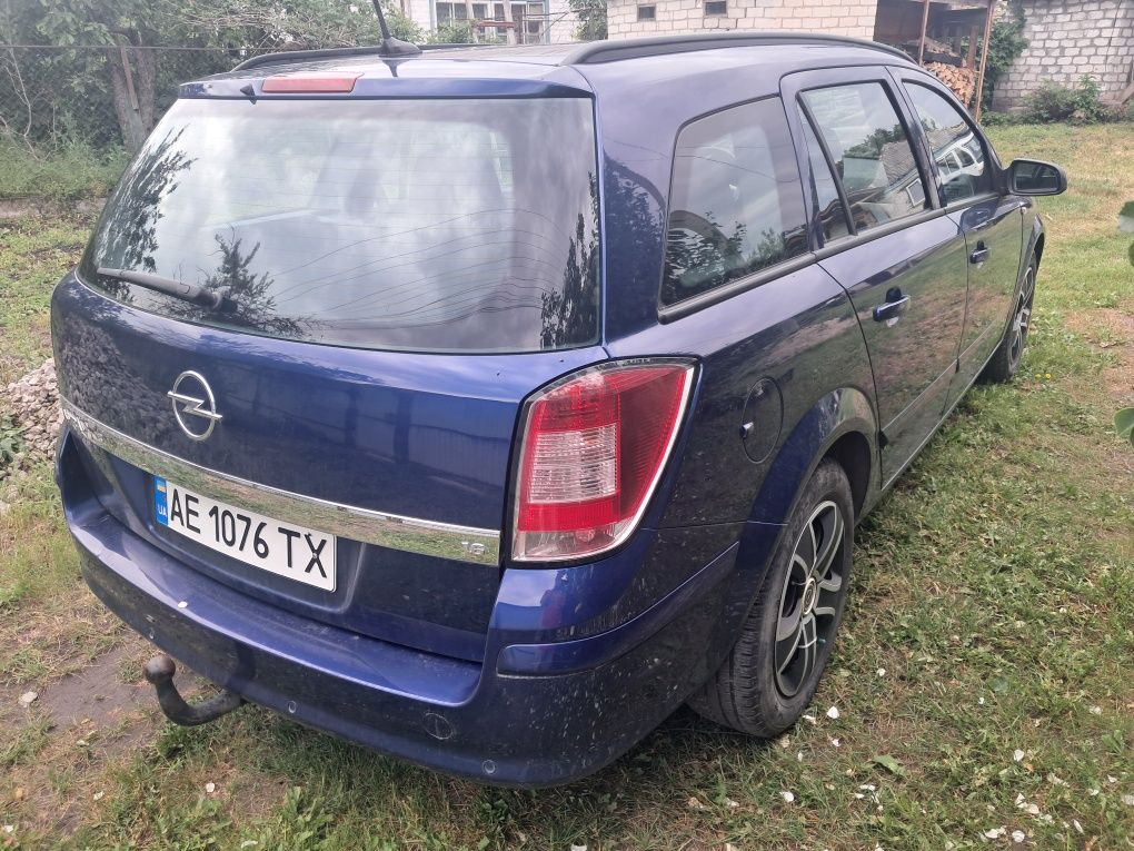 Opel Astra H універсал 2008