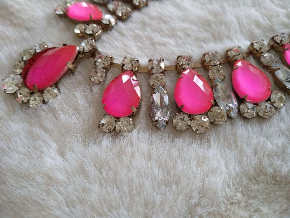 Colar de Pedras Rosa