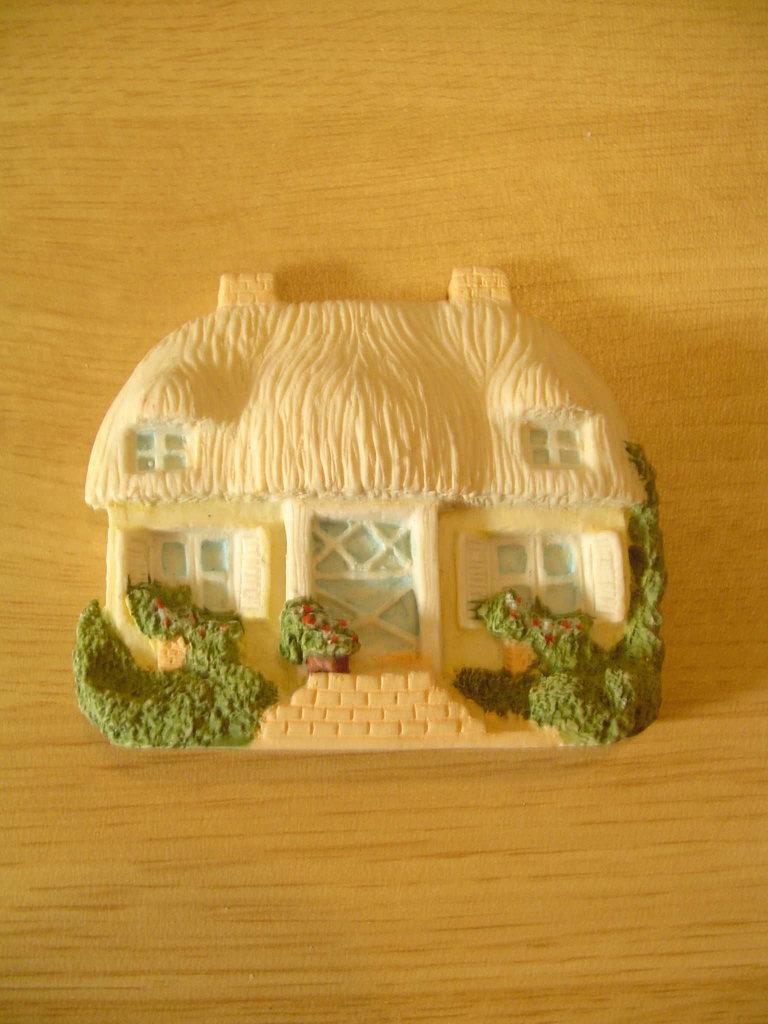 Casas miniatura em resina