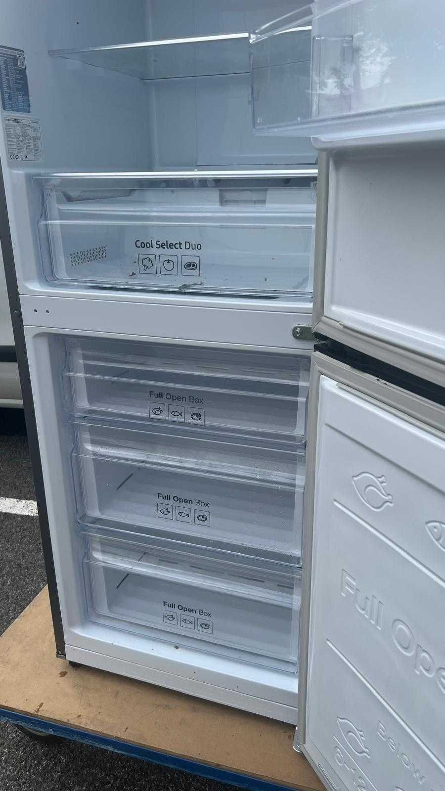 Frigorífico Combinado Samsung 330L No Frost | Inox