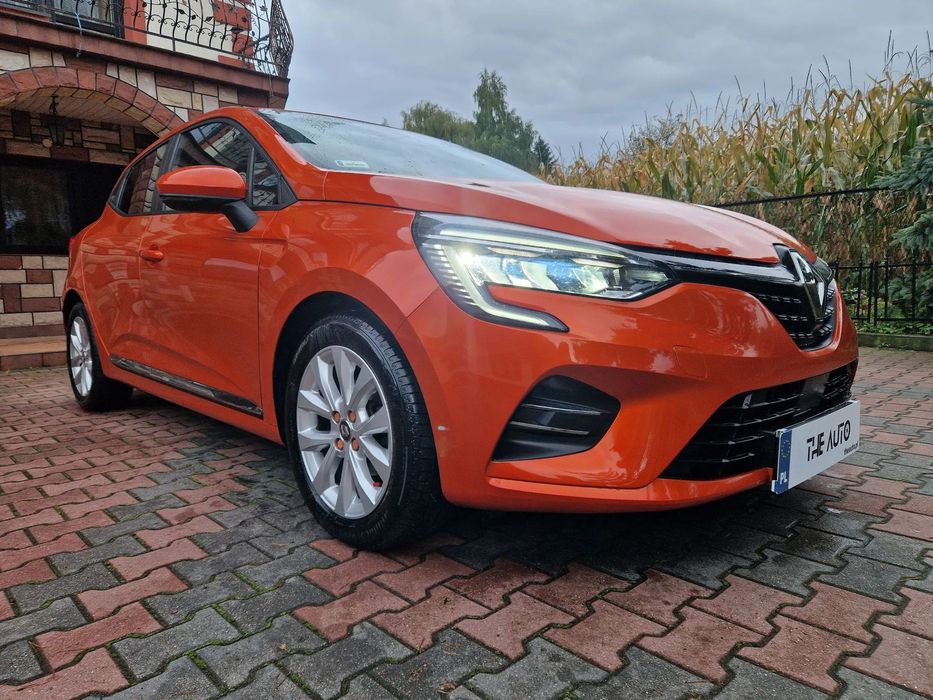 Renault Clio salon PL BEZWYPADKOWA niski przebieg salon PL pełny serwis w ASO