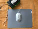 Rato razer deathadder elite branco e tapete razer pro glide cinzento