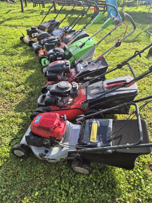 Kosiarka Spalinowa Z koszem Bez napedu