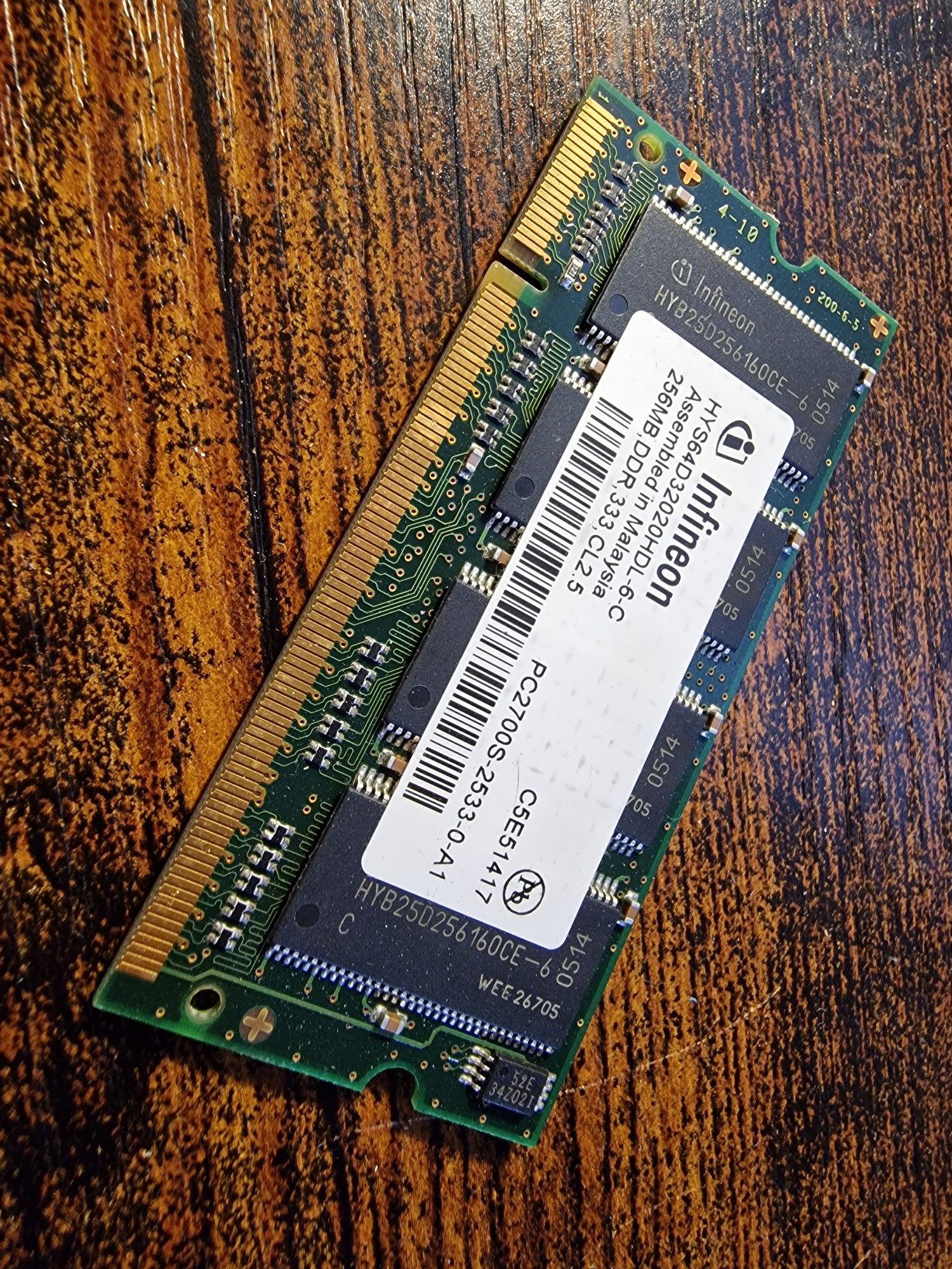 Pamięć RAM Infineon 256MB, DDR-333