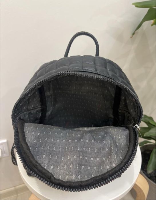 Рубзак із логом guess із еко шкіри