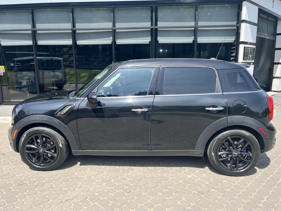 Продам MINI Cooper Countryman S