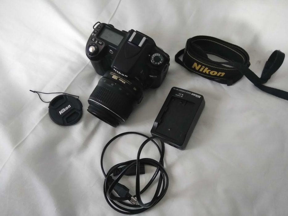 Продам фотоапарат Nikon D80