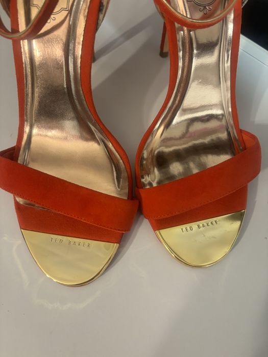 Szpilki Ted Baker