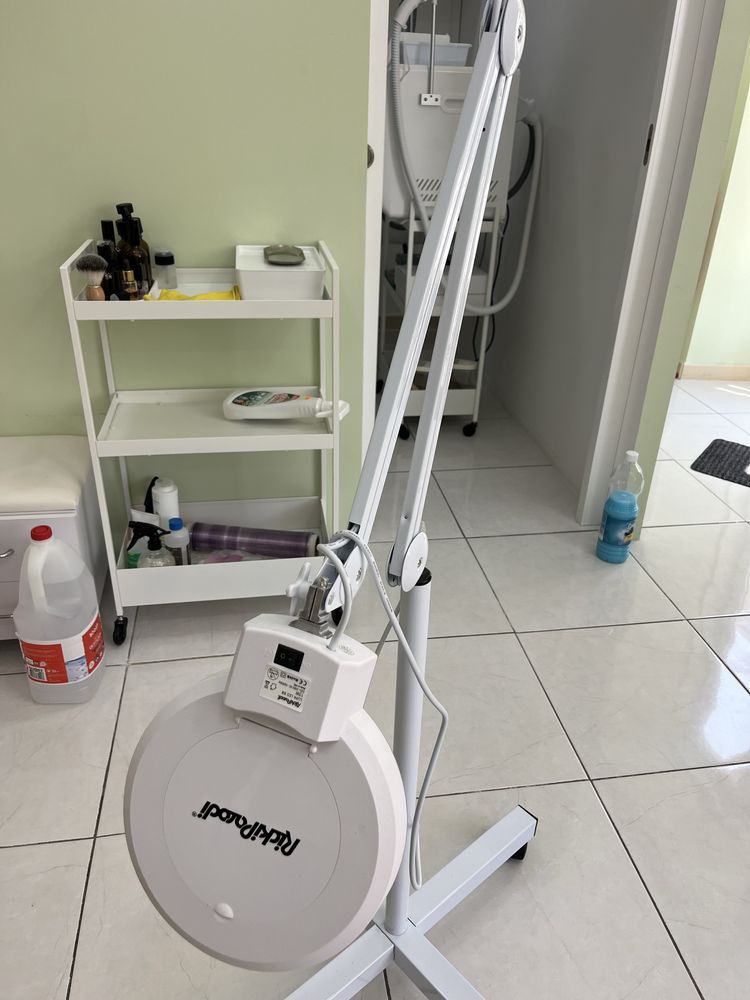 Lupa de Pé para estética