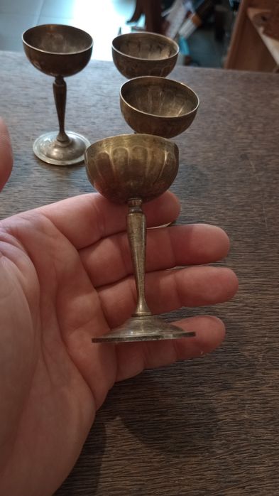 Stare posrebrzane kieliszki do likieru 6 sztuk Vintage