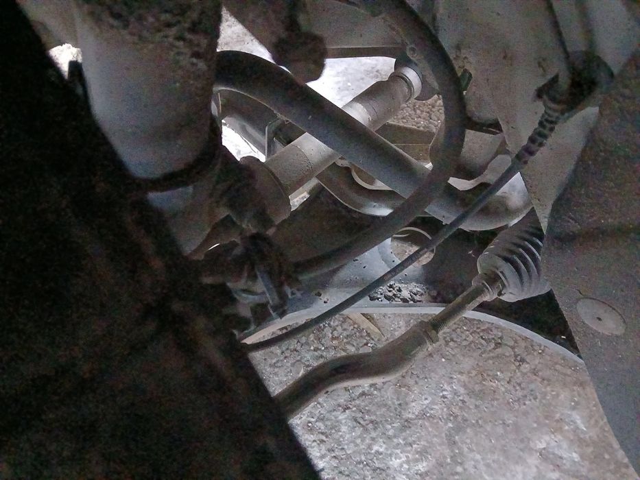 Braço de suspensão frente esquerdo RENAULT Megane IV Grandtour (K9A/M_