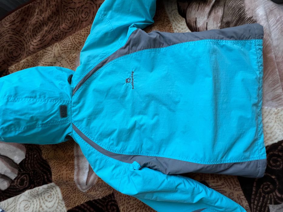 Куртка жіноча демісезонна