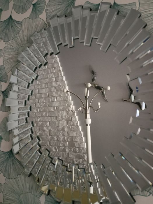 Piękne lustro w stylu Glamour