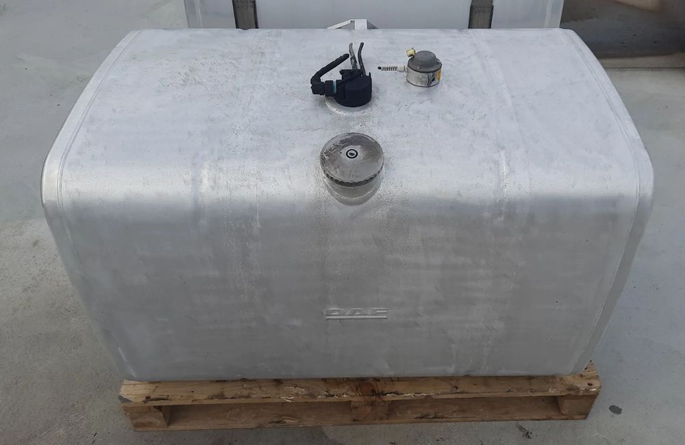 # DAF XF 105 / 106 ZBIORNIK PALIWA 500L