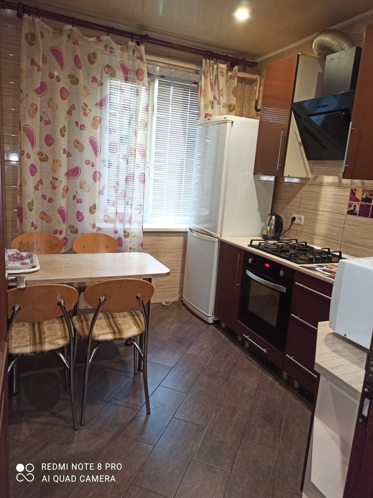 3 кім квартира центр, вокзали. 7 місць. Подобово/потижнево. Безнал