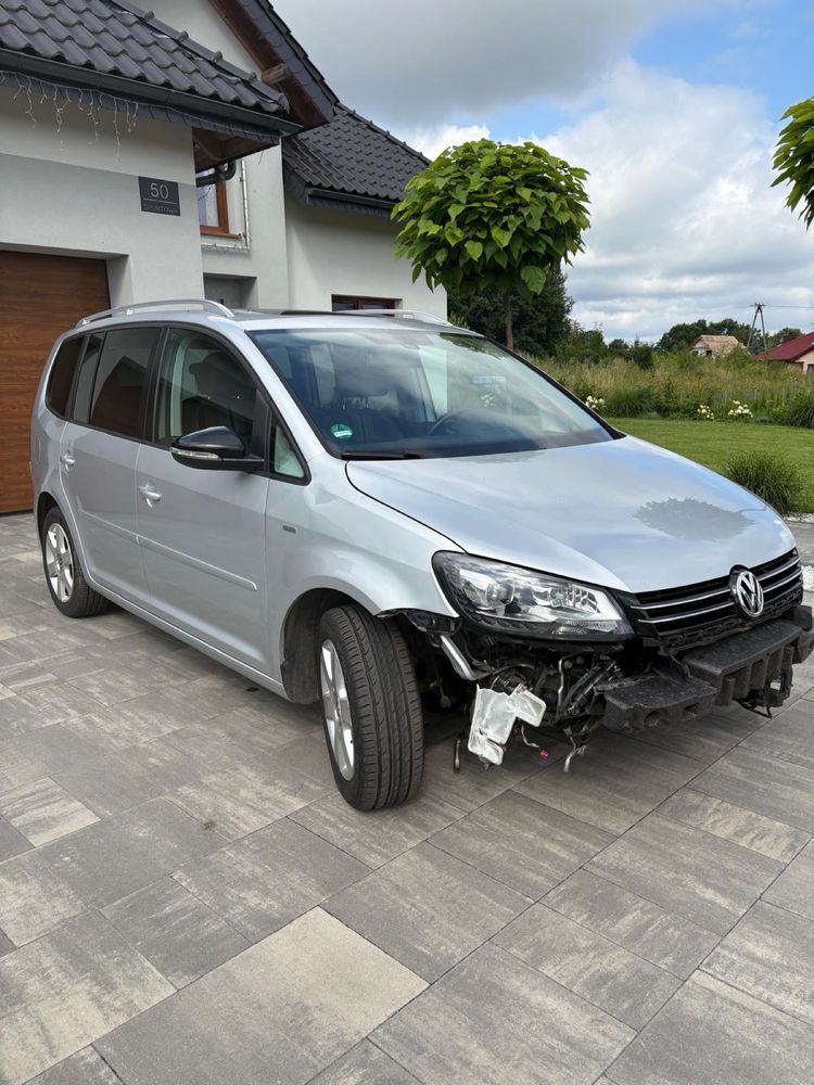 Vw Touran 2.0 tdi 2012r 7 m 187 000 tys  świ rozrząd do negocjacji
