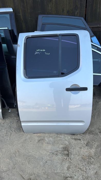 Nissan navara d40 klo drzwi lewe tylne 300zl