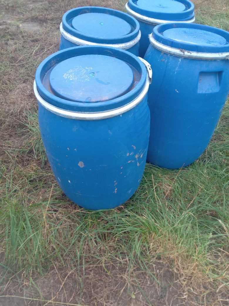 Beczki plastikowe do kapusty ogórków miodu zacieru wina deszczówka poj