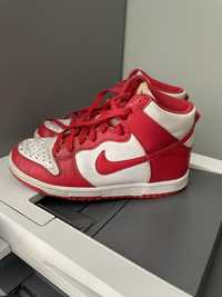 Nike dunk high red