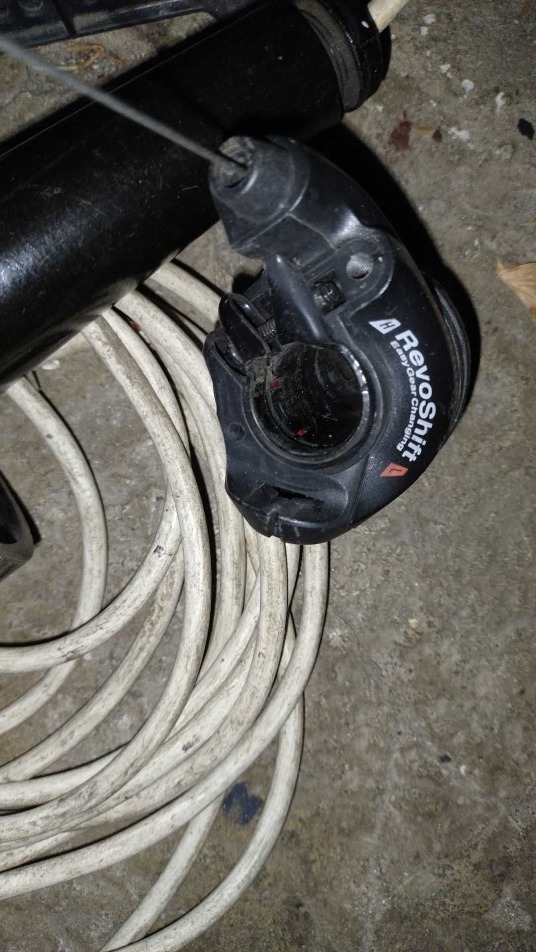 przerzutka Shimano 7 SIS RevoShift kierownica mostek i hamulce V-brake