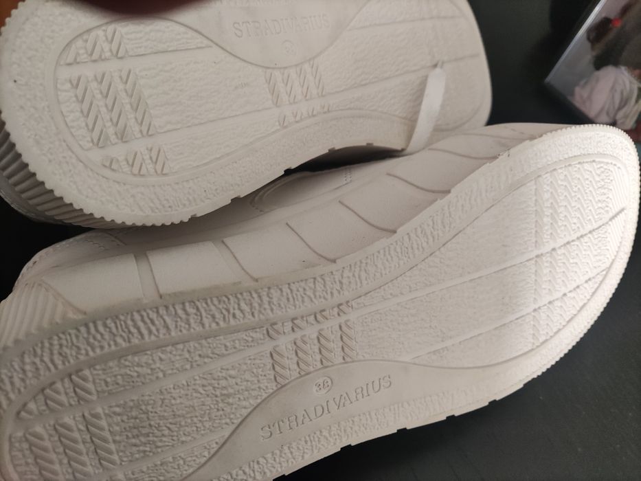 Sapatilhas brancas 38 novas