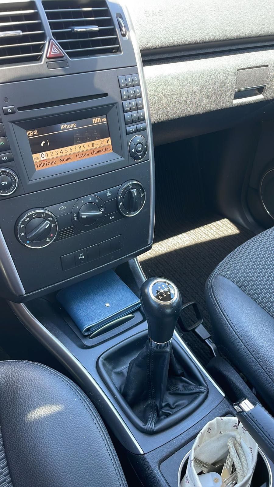 Mercedes A180 CDI muito bem estimado