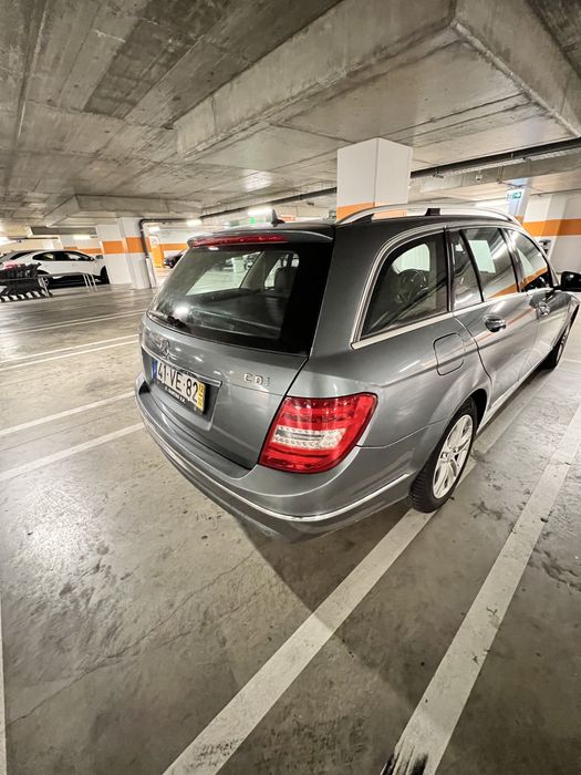 Mercedes-Benz  C200