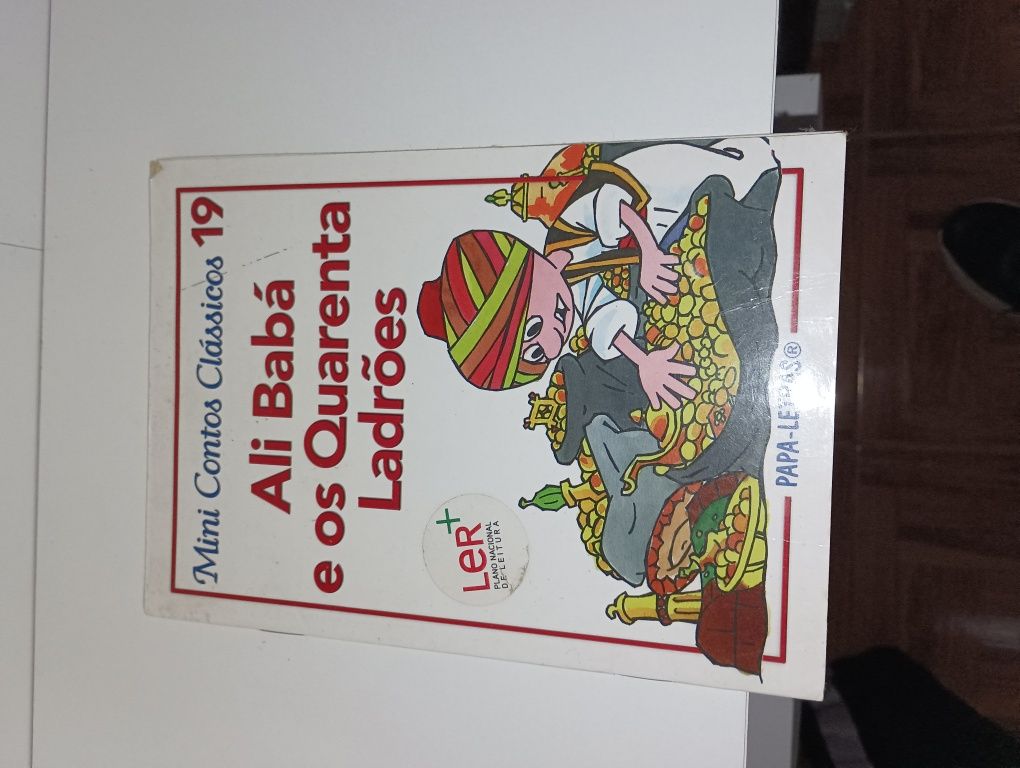 Livros crianças pequenas