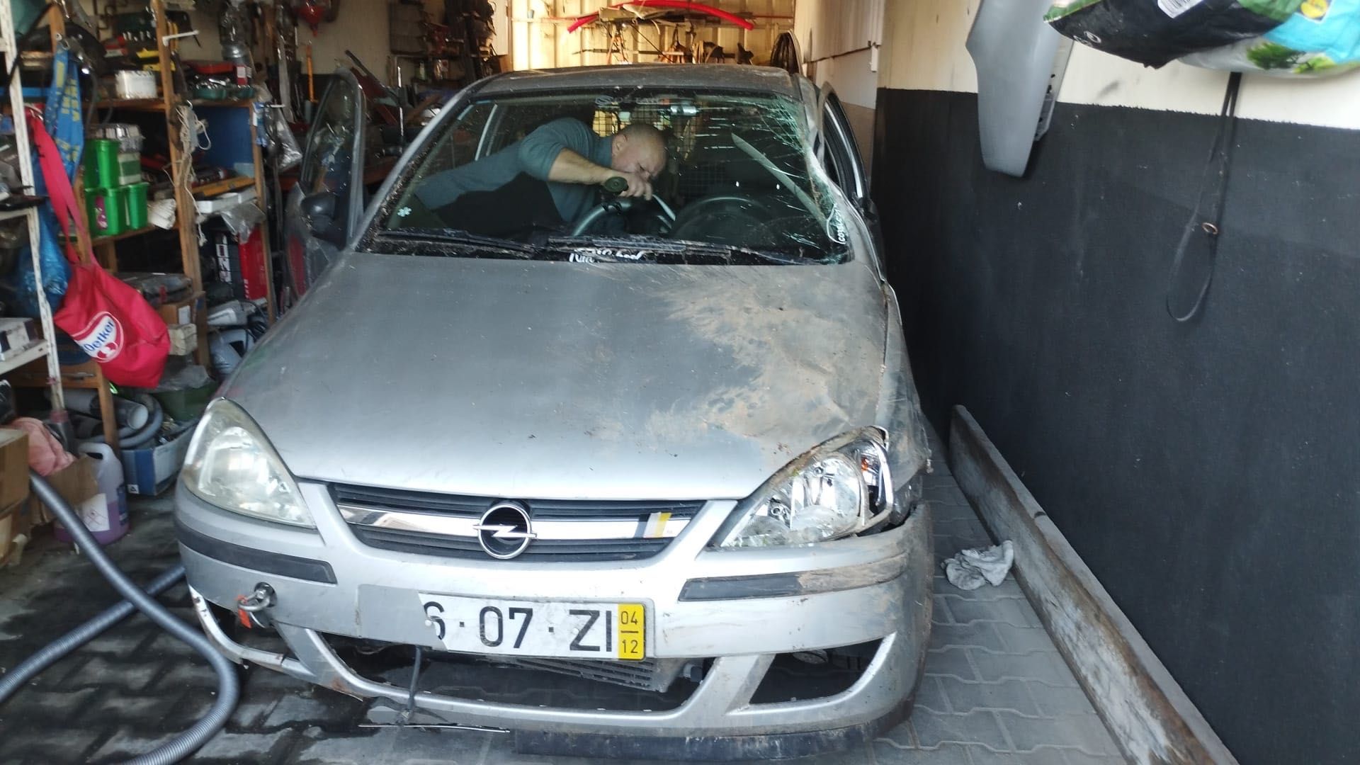 Opel corsa 1.3 cdti para peças