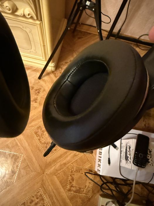 Наушники hator  gold