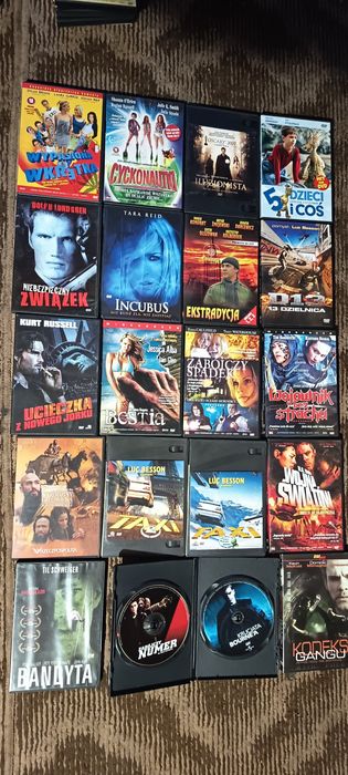 Sprzedam Filmy DVD widoczne na zdjęciach