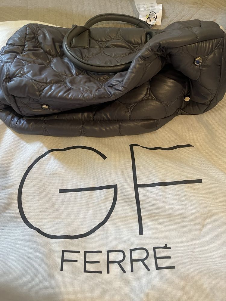 GF FERRE Włoska Torebka pikowana