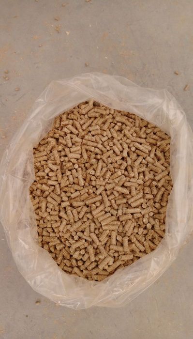 Pellet workowany po 15kg 1t 6mm