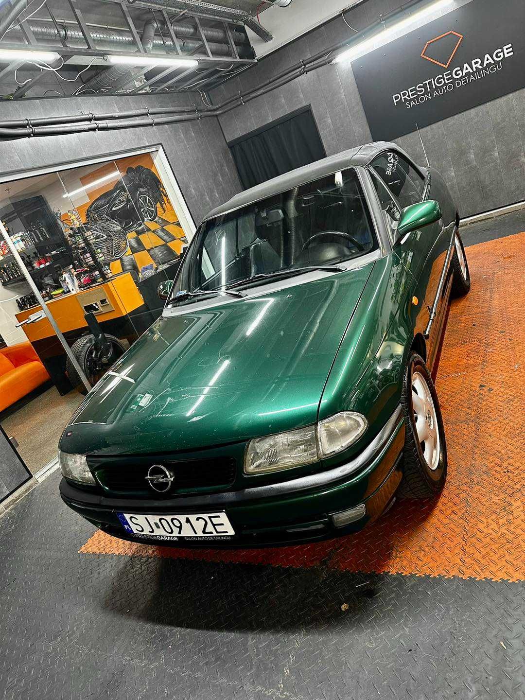 Opel Astra F Cabrio Bertone 1998