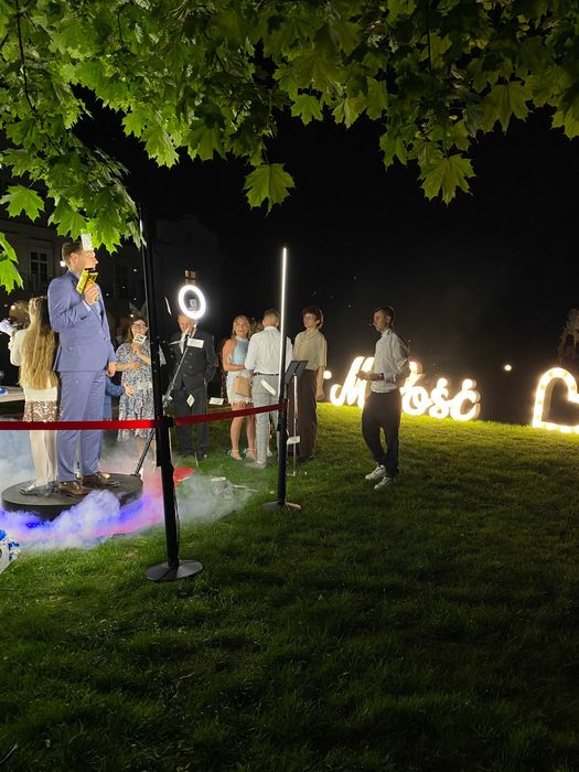 Atrakcje weselne - kompleksowo | Fotobudki | Ciężki dym i inne