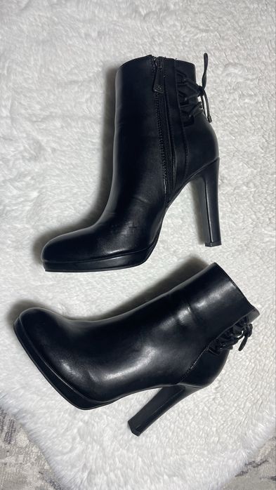 Botins seaside pouco uso marcas como mostra nas fotos