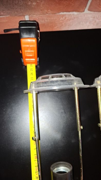 2 szt. Oryginalne mocowania klosz/abażur