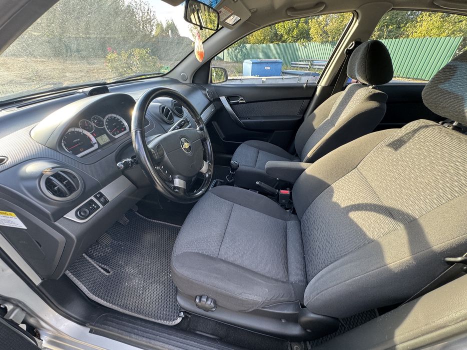 Шевроле Авео макс. комплектація