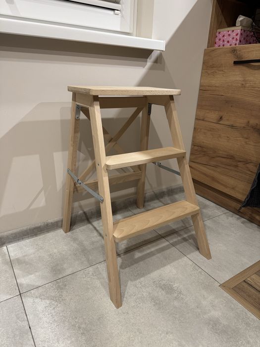Taboret ze schodkiem Bekvam drabinka