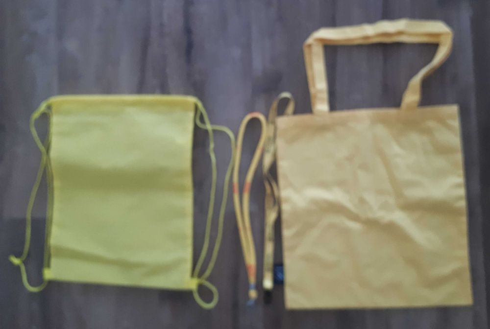 Zestaw żółty plecaczek i torba oraz smyczki