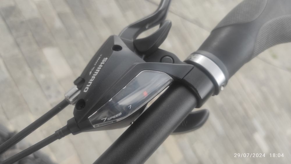 Bicicleta BTT . Coluer LIMBO,  29''