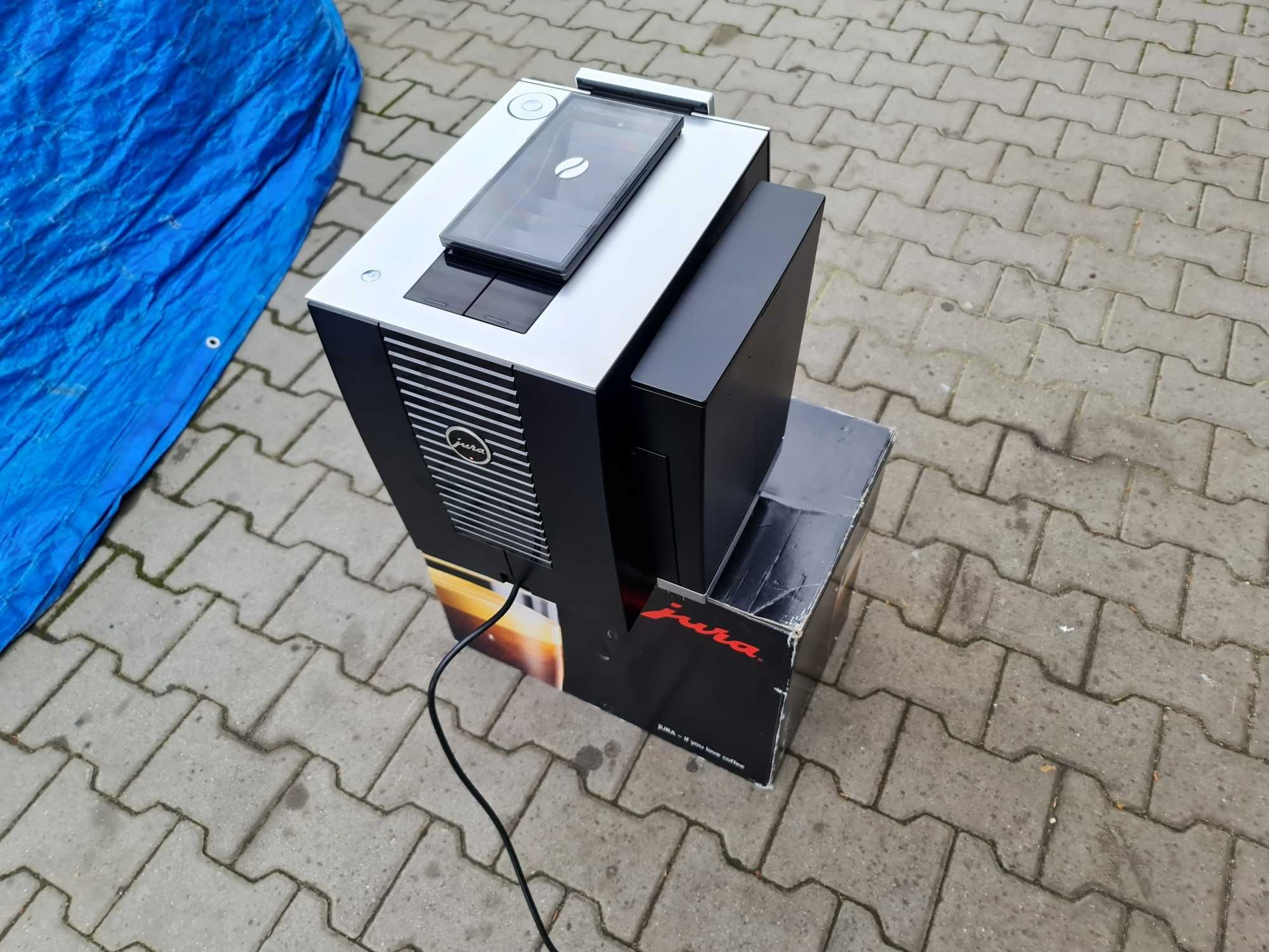Ekspres Jura Z8 3702 kaw
