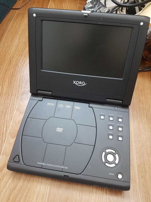 Портативный DVD плеер